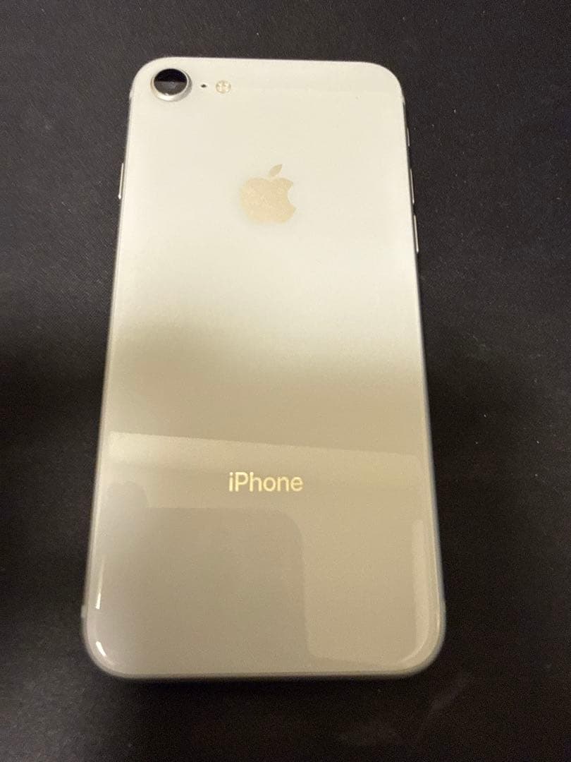 iPhone 8 64GB ホワイト 本体のみ