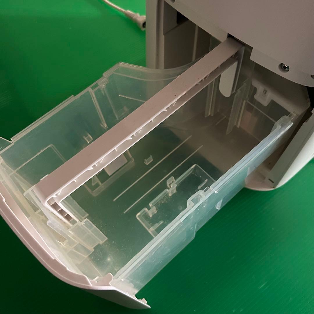 シャープ　除加湿器空気清浄機　KI-LD50-W