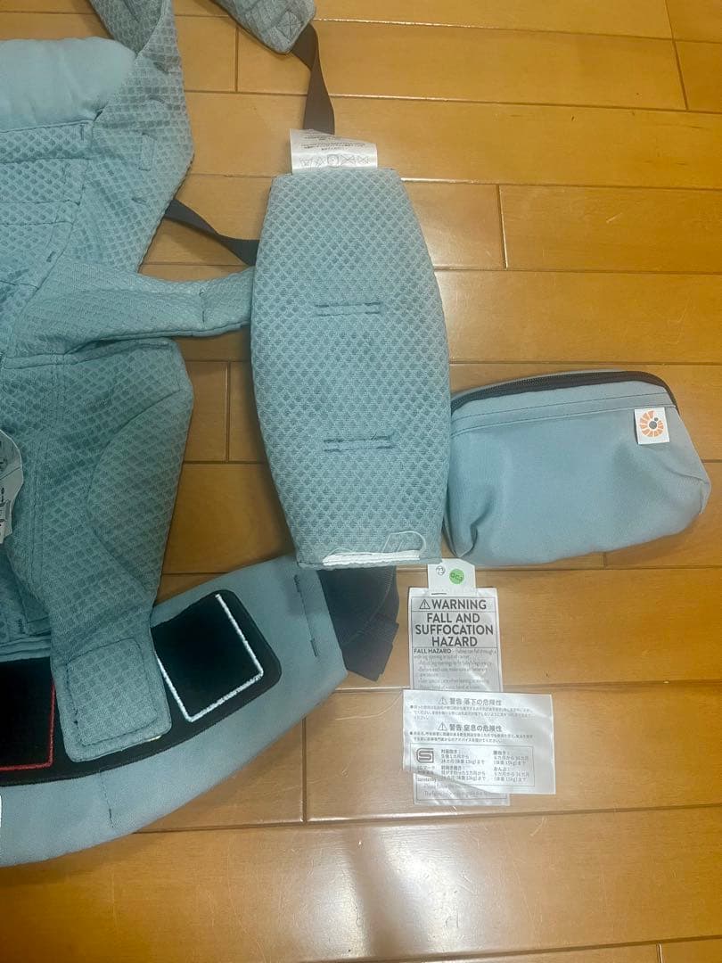エルゴベビー　オムニブリーズ メッシュ抱っこ紐　水色