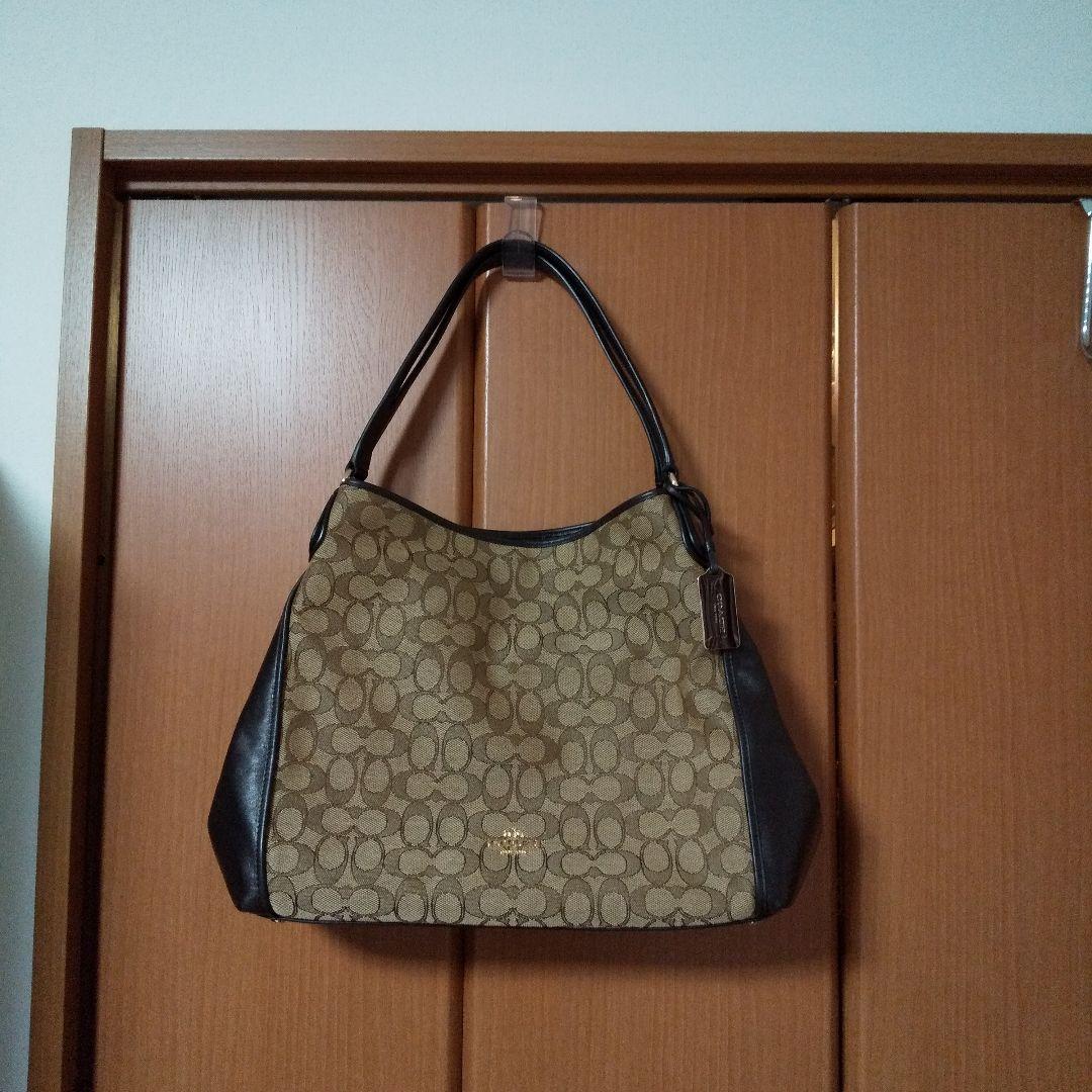 【COACH コーチ】ショルダーバッグ シグニチャー