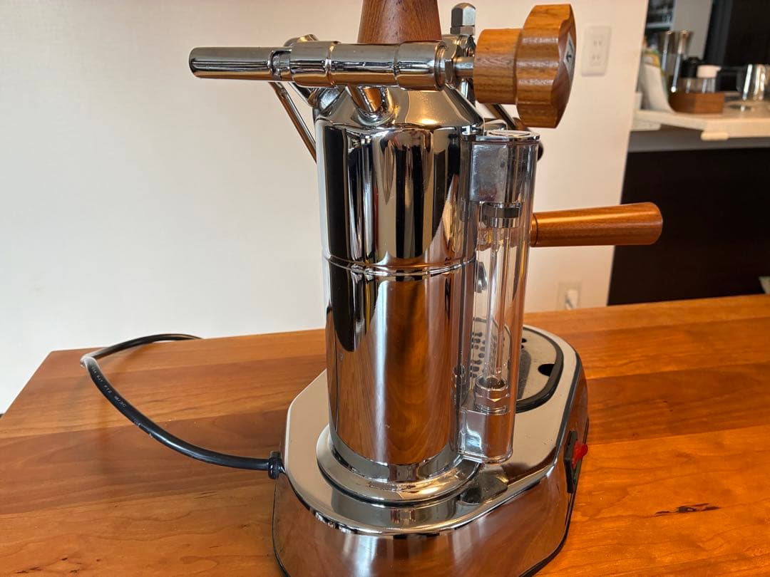 コーヒーメーカー・エスプレッソマシン la Pavoni EUROPICCOlA