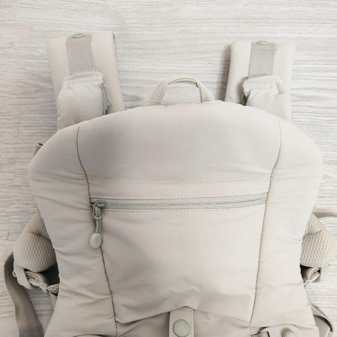 【美品】ベビーキャリアオン ピトレスク ユナイテッドアローズ 抱っこ紐 ベージュ