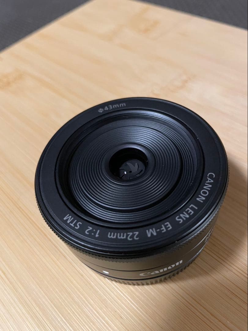 Canon EOS M10 デジタルミラーレス一眼レフカメラ＆単焦点広角レンズ