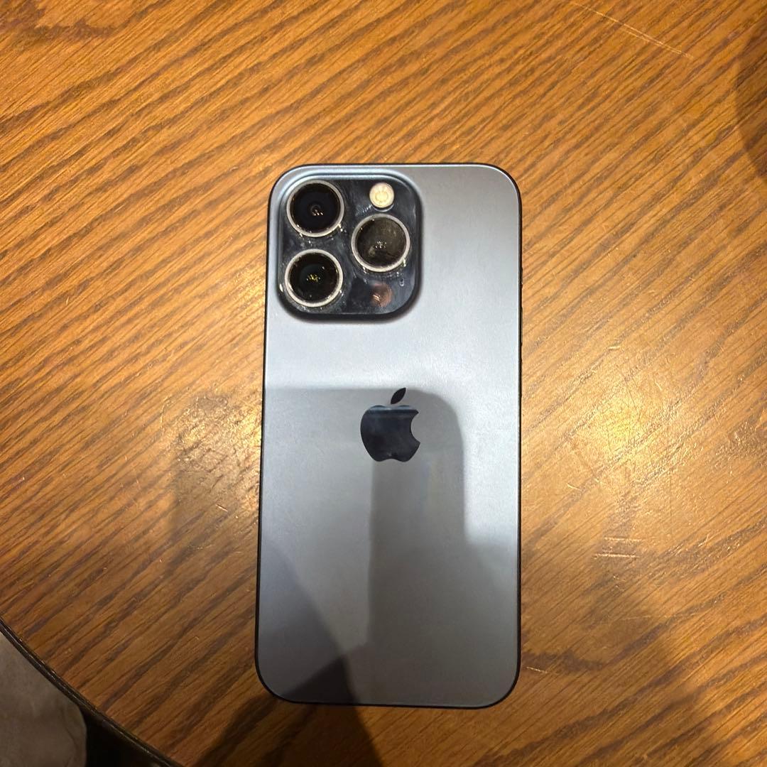 iPhone15pro ブラック　256GB