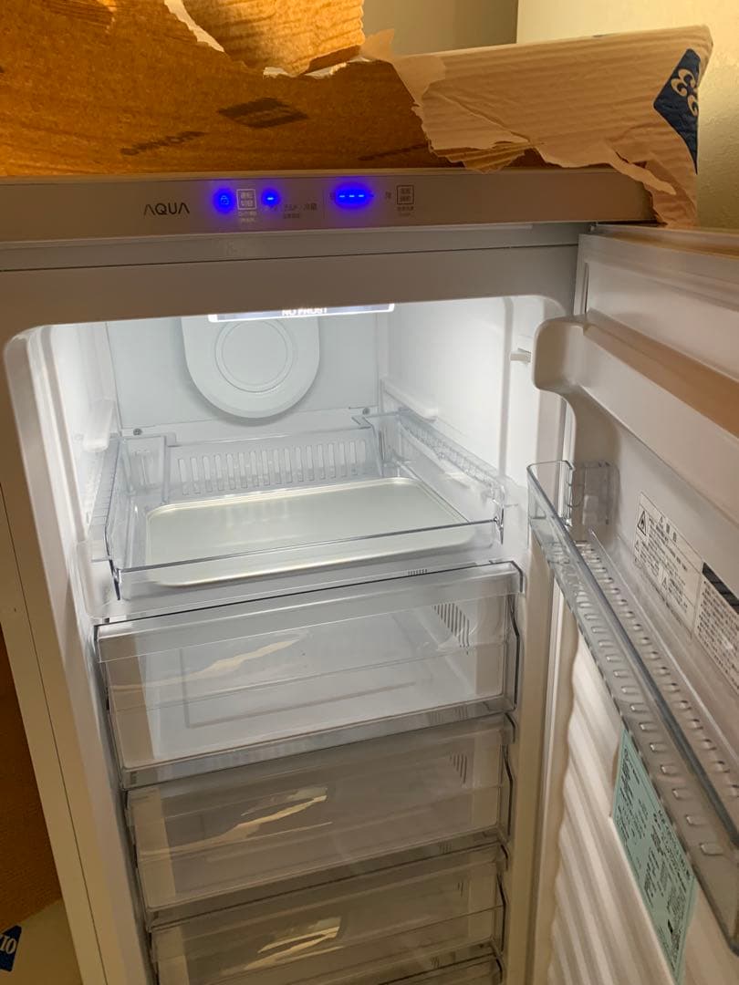 アクア ノンフロン冷凍庫 ホワイト 5棚 美品 早い者勝ち キッチン 冷凍保存