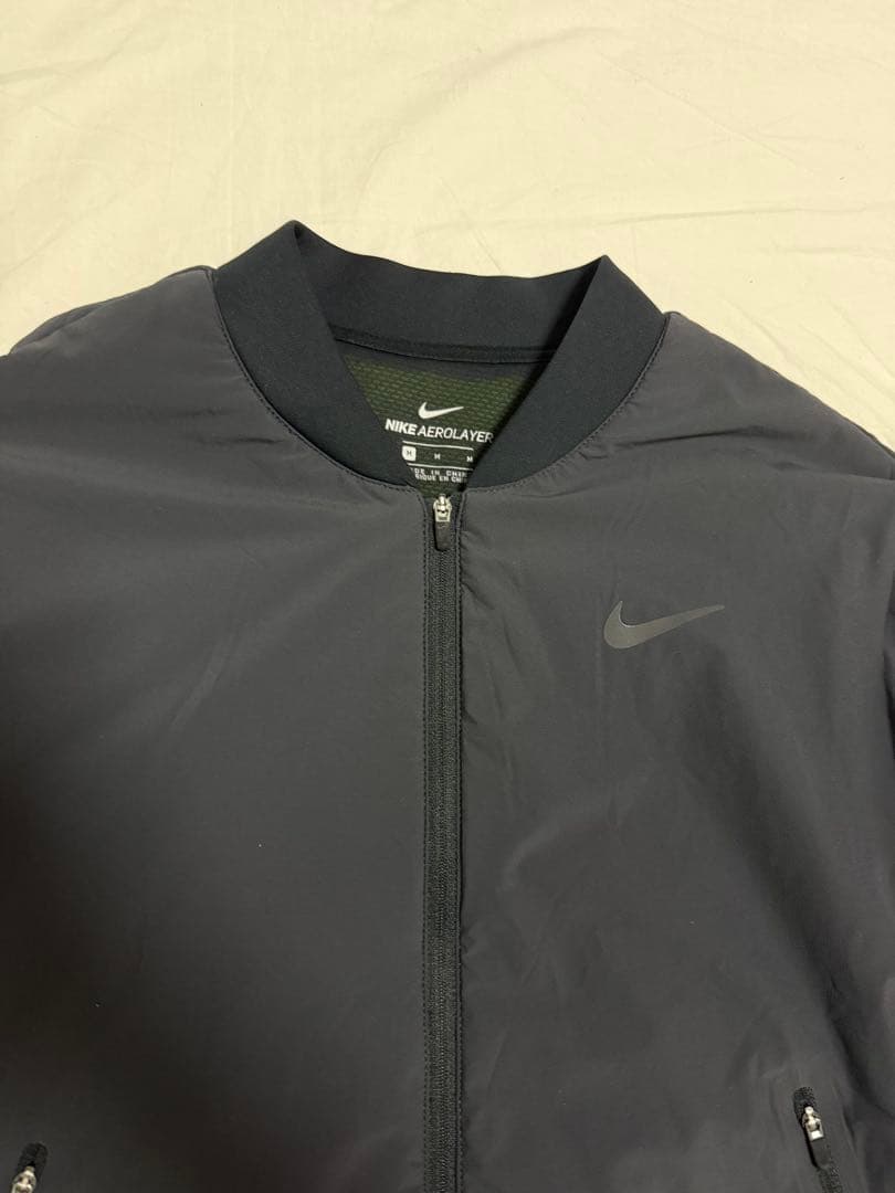 ナイキ　NIKE AEROLAYER フルジップジャケット　中綿　ランニング