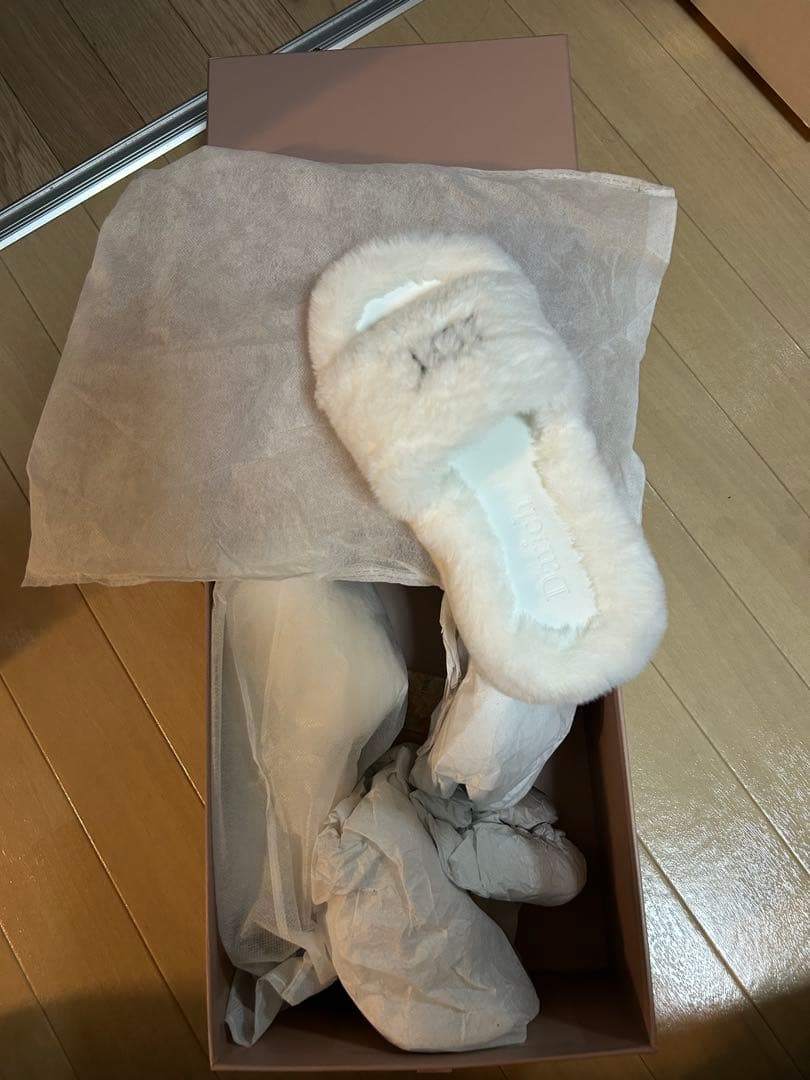 Darich ダーリッチ プラットフォームファーサンダル ホワイト WHT