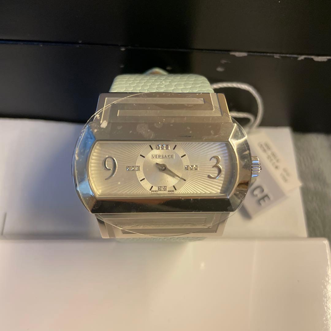 【新品】VERSACE ホワイトレザー アナログ時計