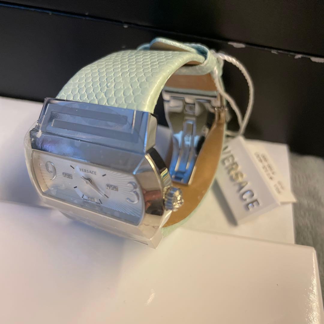 【新品】VERSACE ホワイトレザー アナログ時計