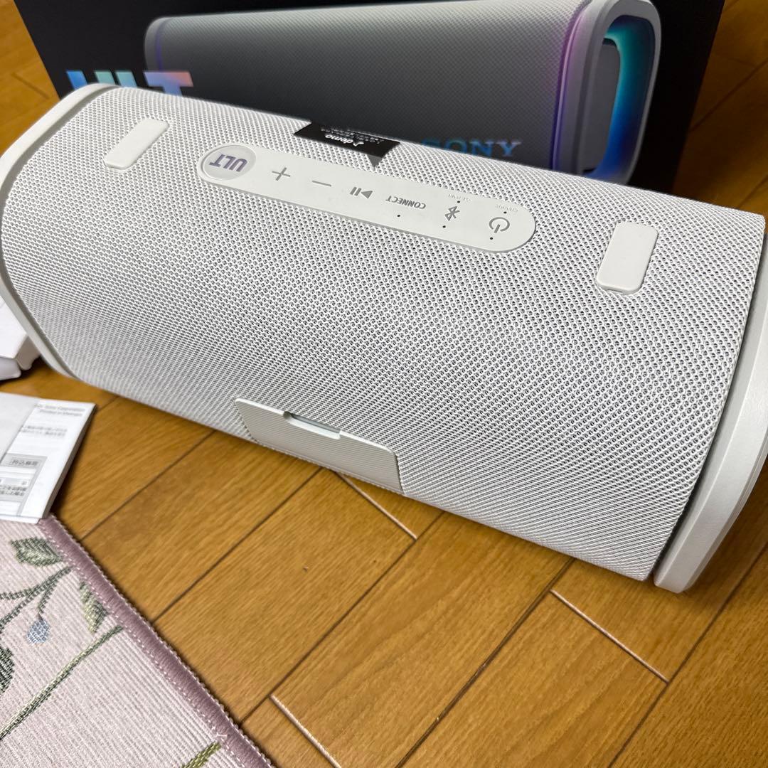SONY ULT FIELD5 ワイヤレススピーカー　ホワイト