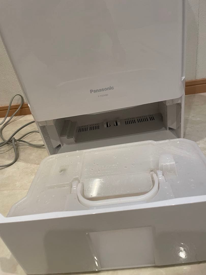 ● 極美品 Panasonic パナソニック 衣類乾燥除湿機 F-YZSX80