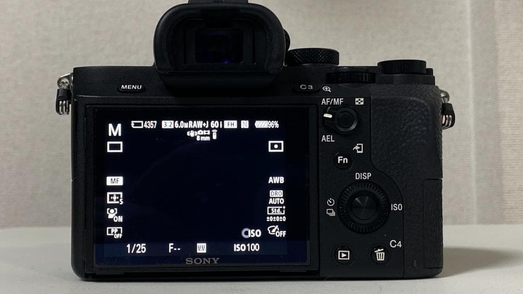 SONY α7 II ILCE-7M2 ミラーレス フルサイズ カメラ 本体