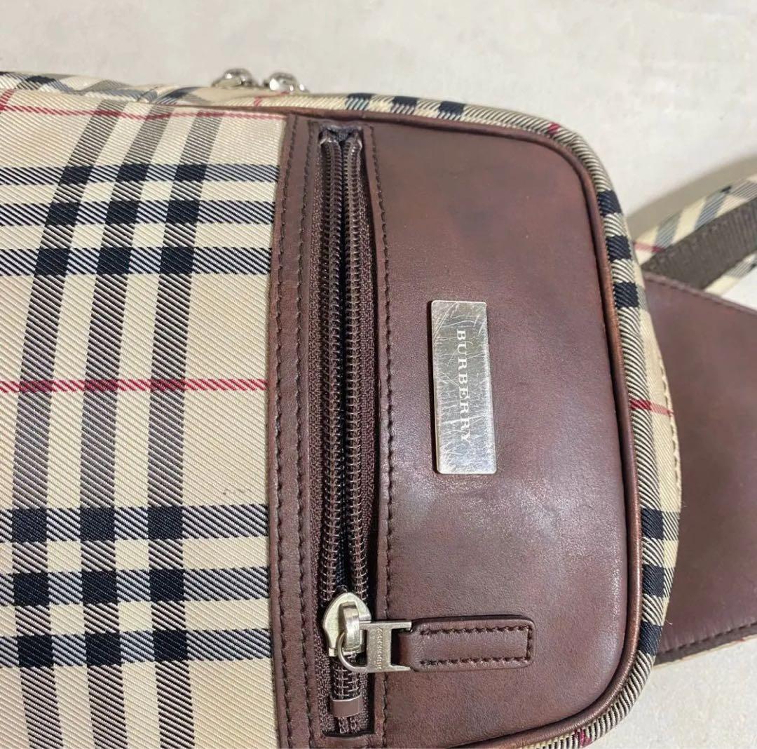 希少！！！バーバリーボディーバック！