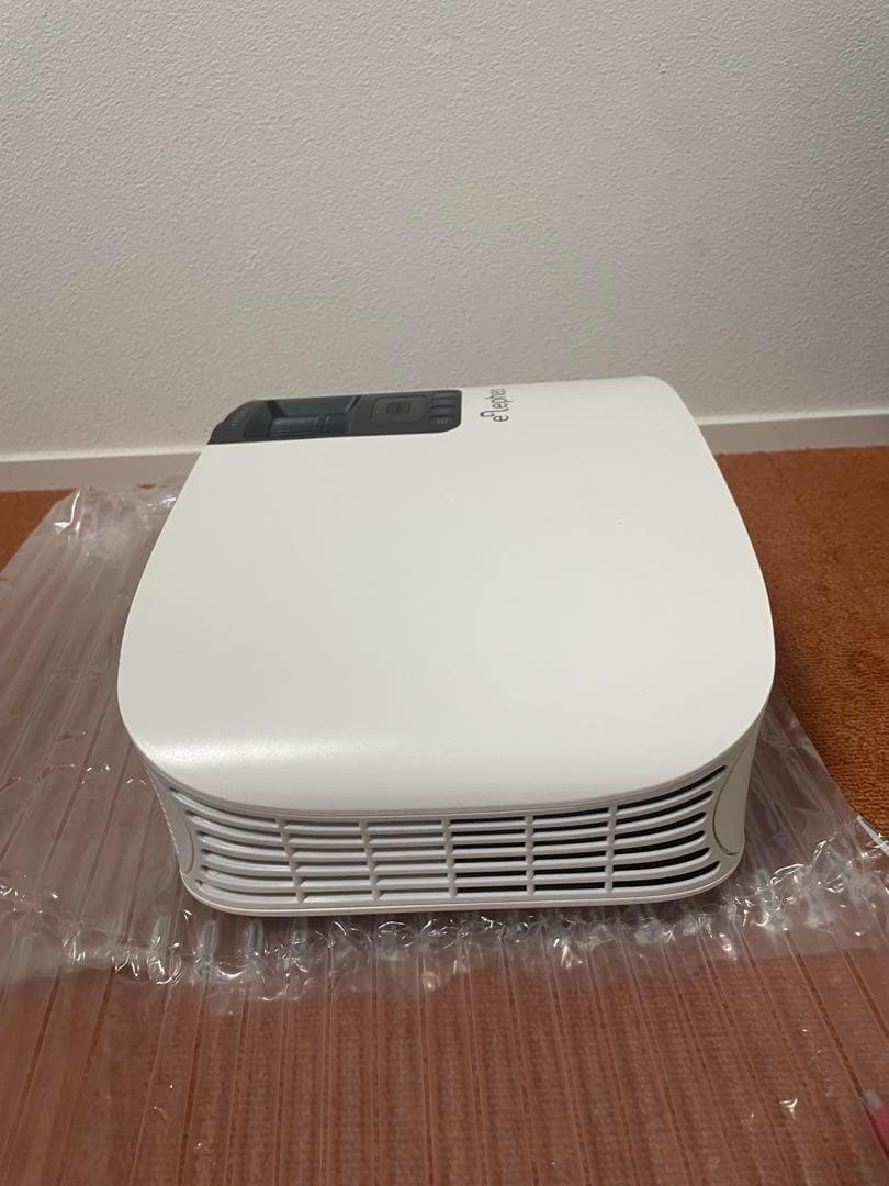 美品 LEDプロジェクター