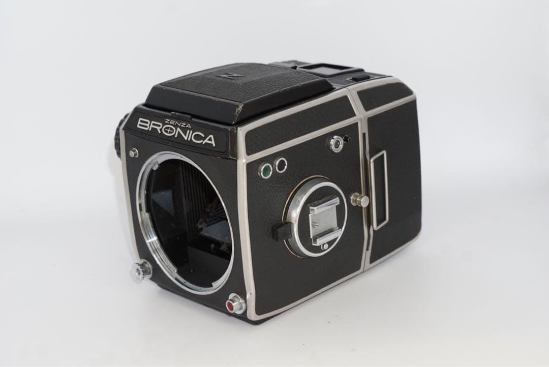 ブロニカ Zenza Bronica EC 中判フィルムカメラ ブラック