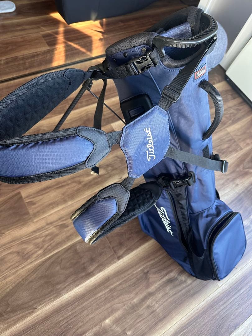 【未使用に近い】Titleist タイトリスト軽量スタンドキャディバッグネイビー