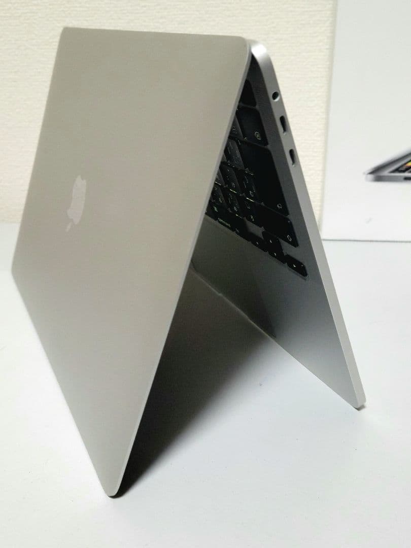 美品 MacBook Pro 2020 i5/16GB/512 充電78回
