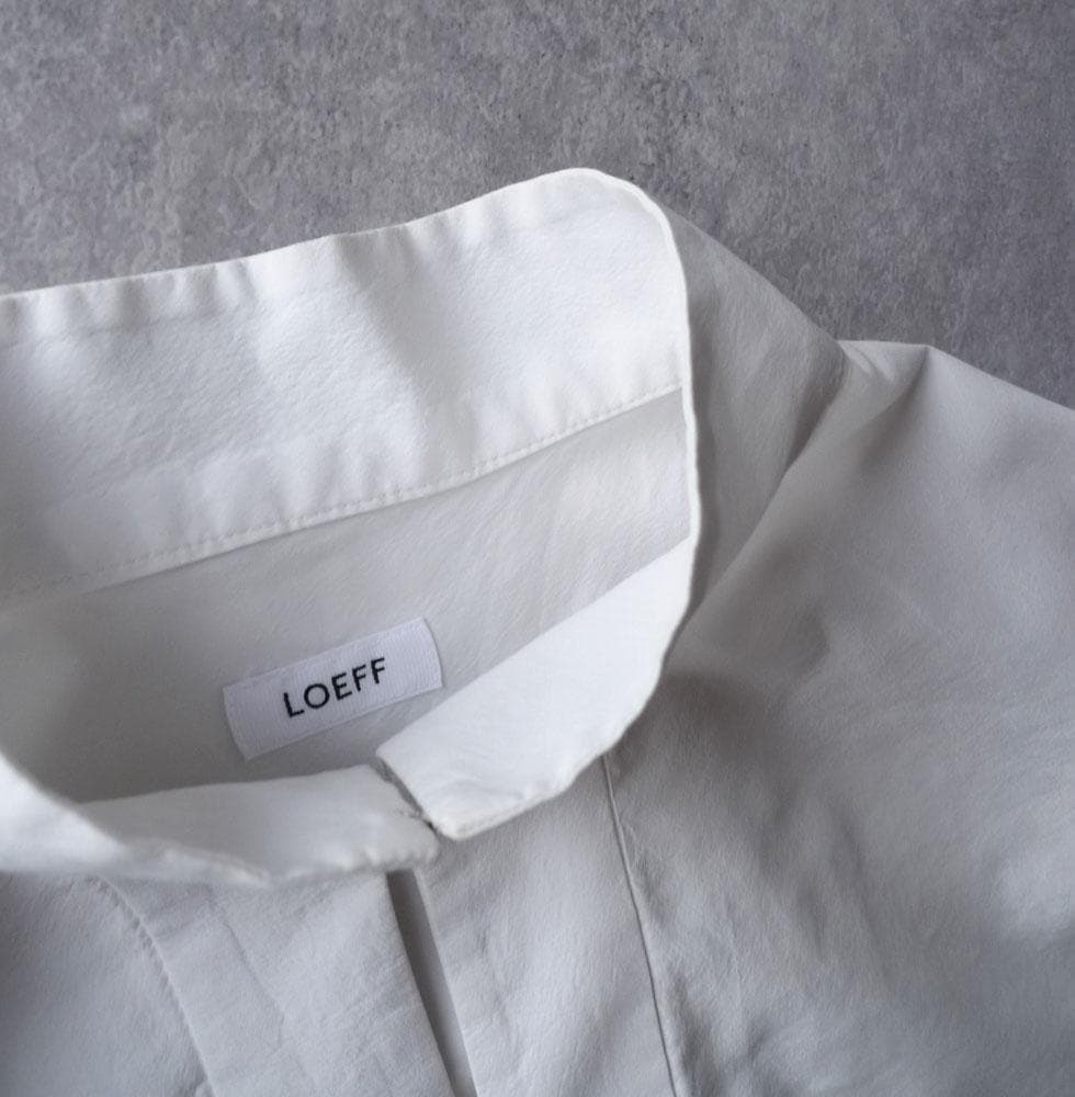 美品 ロエフ 3,2万 スタンドカラーブラウス ホワイト LOEFF Y262