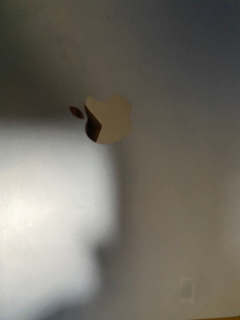 MacBook Air M2 MLY33JA/A 8GBメモリ256GB SSD