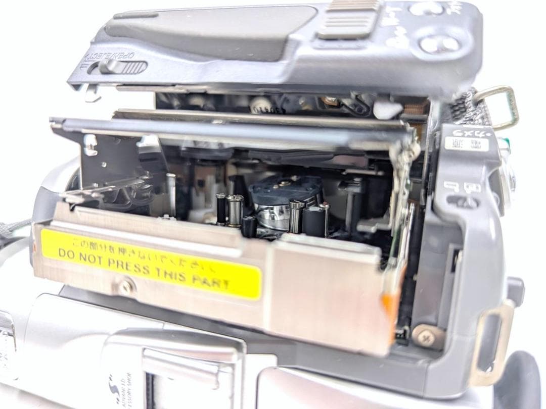 miniDVのダビングに！ Canon ビデオカメラ DM-FV M100 02