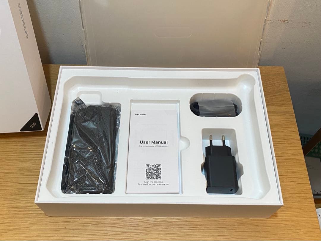 DOOGEE R20 Android タフネス タブレット