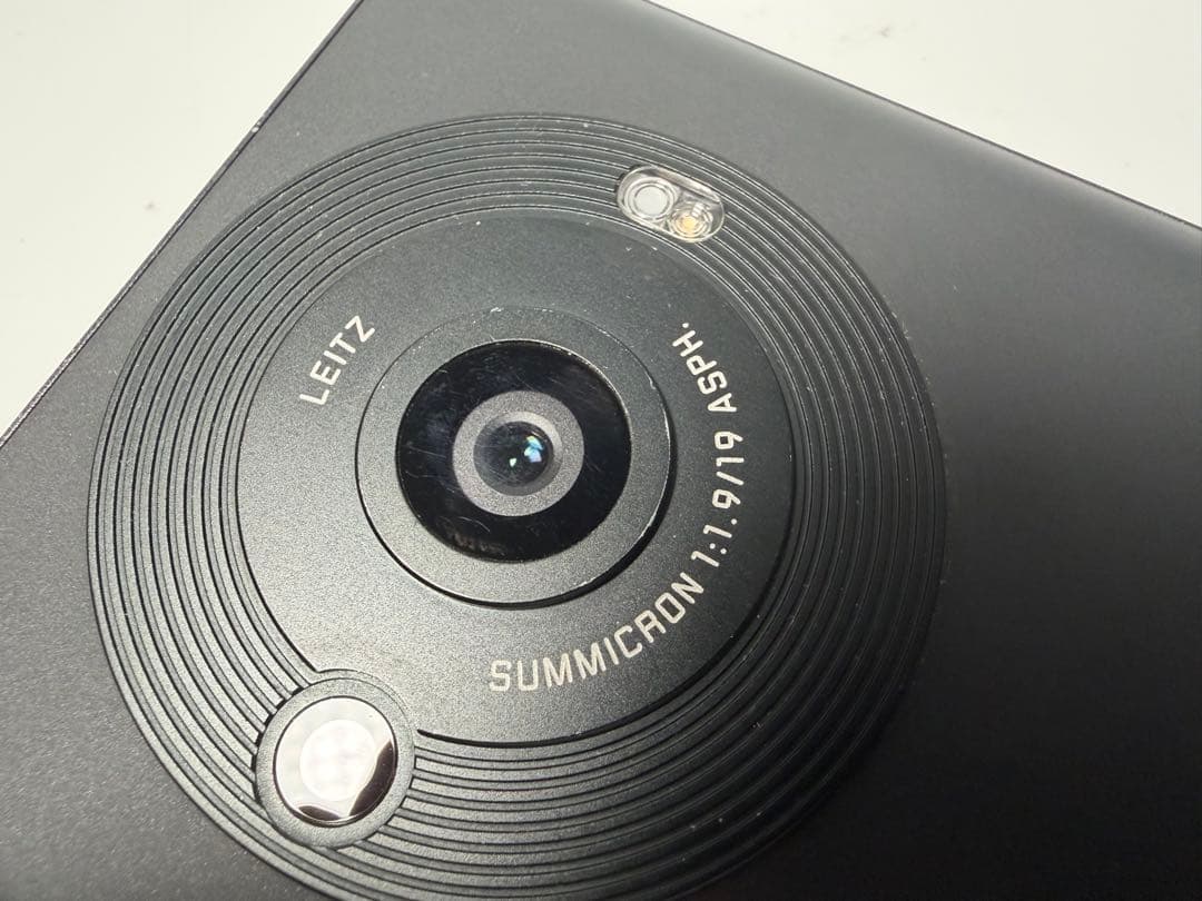 Aquos R8 pro docomo 256gb ブラック ジャンク