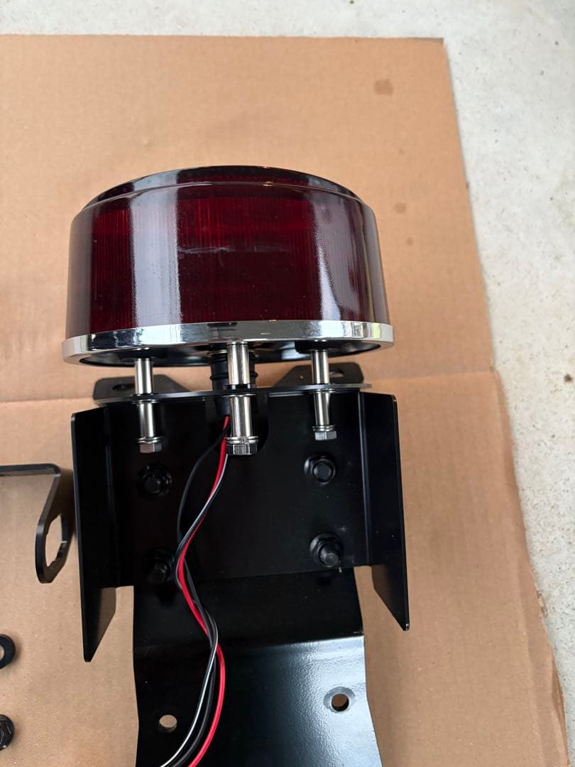 Z900RS ロングテール用　Z2テールランプフェンダーレスキット　ポッシュ