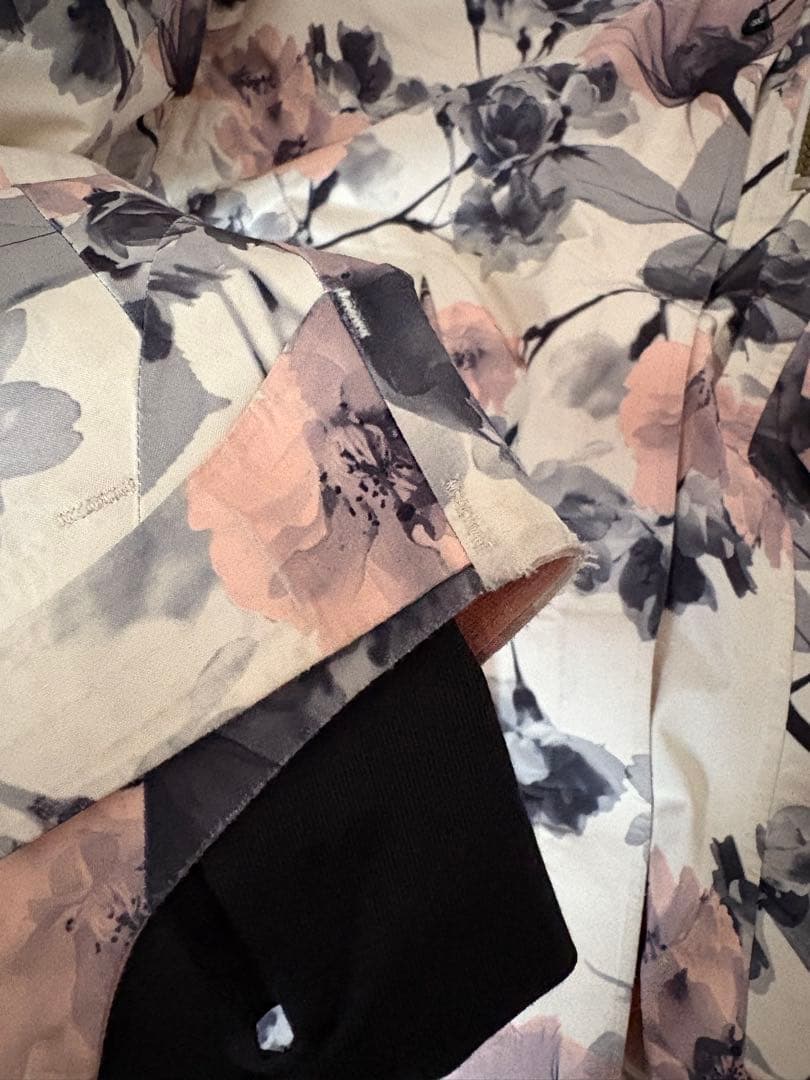 686 GORE-TEX 花柄スノーボードウェア S