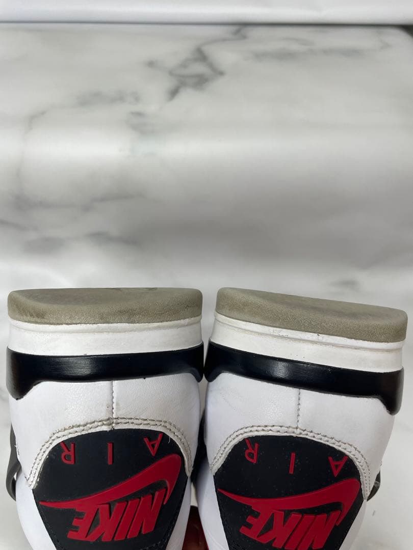 ジョーダンさん専用ページAir Jordan 4 Retro