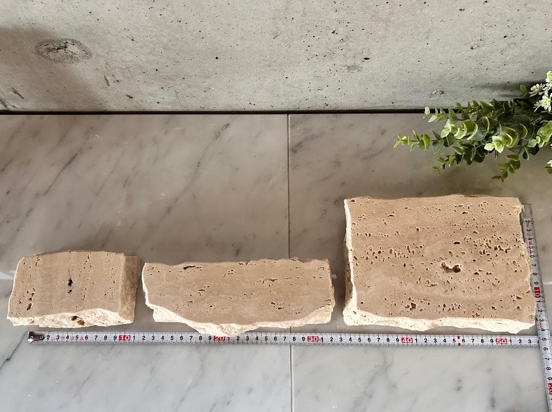 天然大理石　イタリア　トラバーチン　3個セット　割肌　●アクセサリー台●送料無料