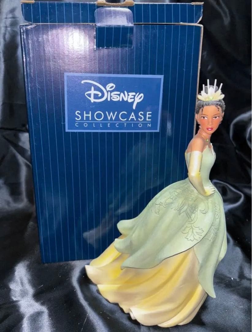 プリンセスと魔法のキス　クチュールデフォース　ショーケース　エネスコ　フィギュア