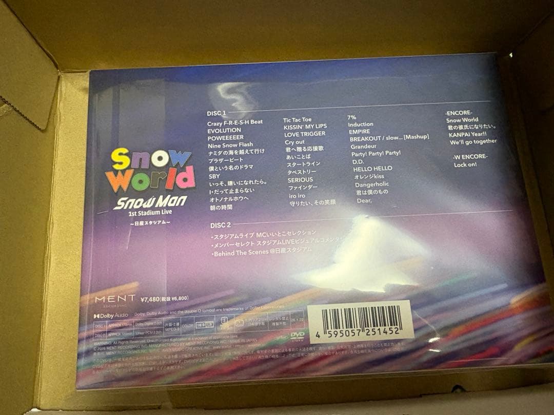  World 日産スタジアム DVD ソロ写付き