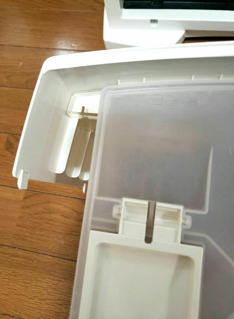 三菱　 衣類乾燥　除湿機 (家庭用) MJ-PV240PX