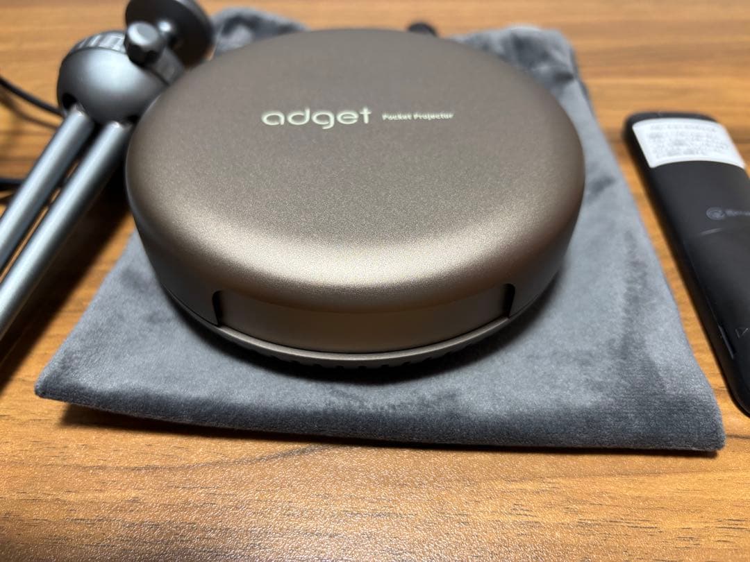 【tag】adget Pocket Projector