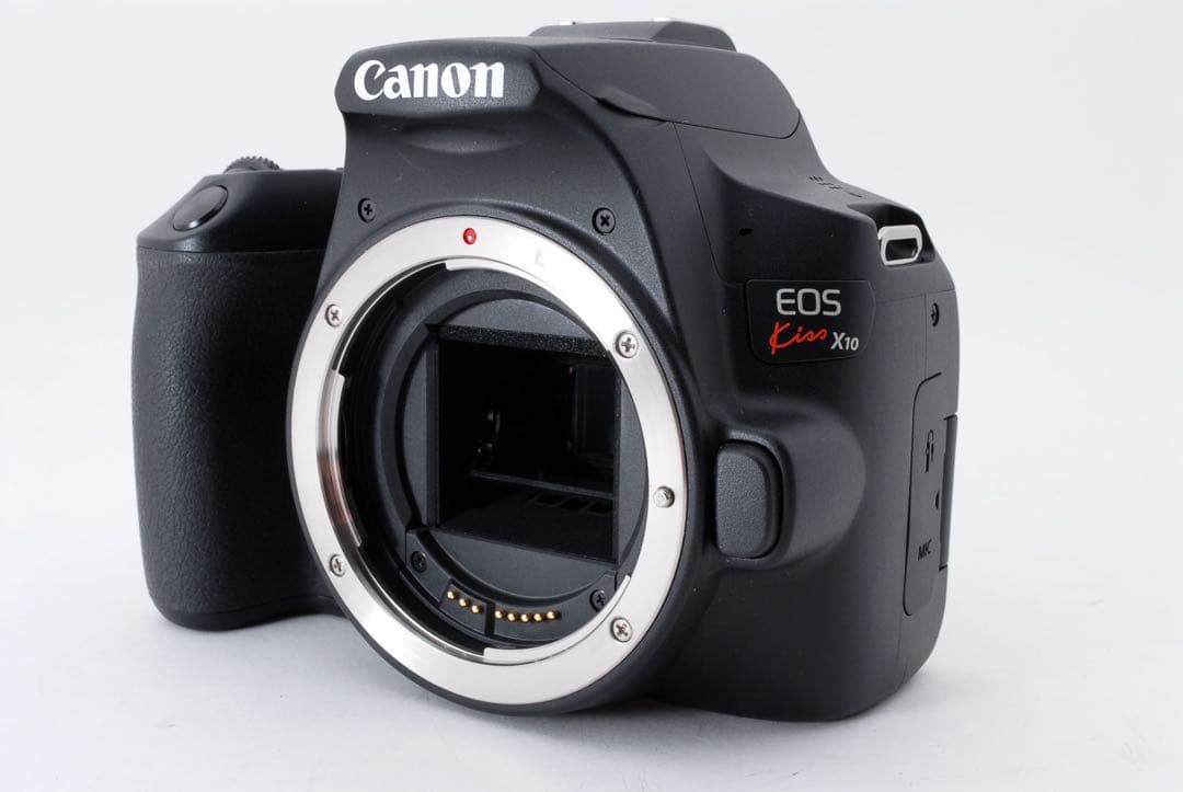 一眼レフカメラ/canon kiss x10 標準&望遠&単焦点レンズセット