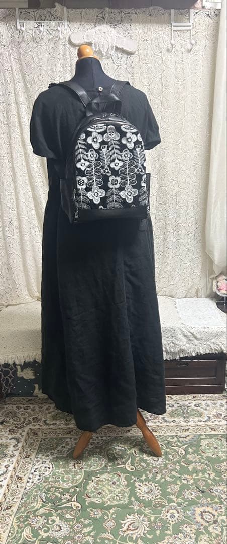 50820Ｄミナペルホネンハーフハンドメイド本革リュック swingガーデン