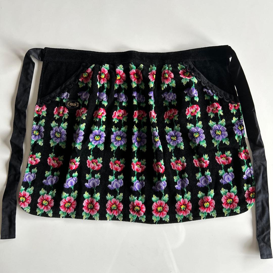 FEILER 花柄エプロン 黒