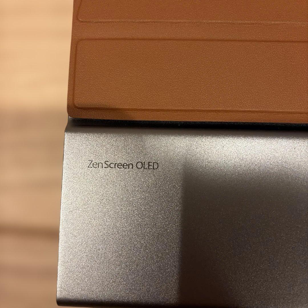 ASUS ZenScreen OLED MQ16AH 本体　有機EL