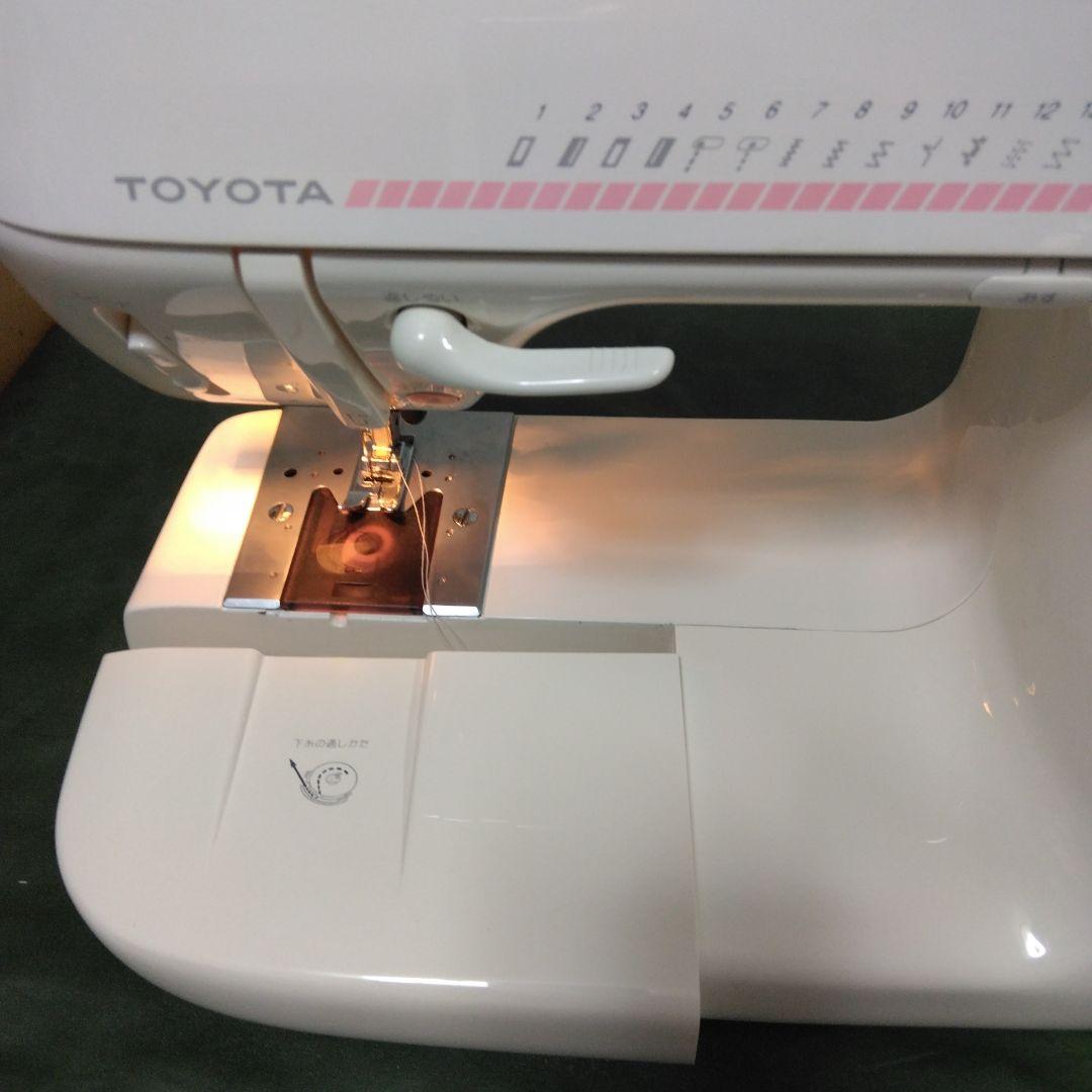 トヨタミシンSophina美品。
