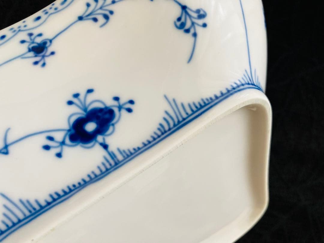 ロイヤルコペンハーゲン ブルーフルーテッドハーフレース 578