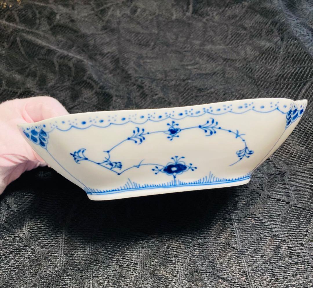 ロイヤルコペンハーゲン ブルーフルーテッドハーフレース 578