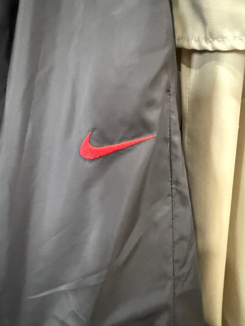 【新品】 リバプールFC NIKE テック パンツ エアーマックス