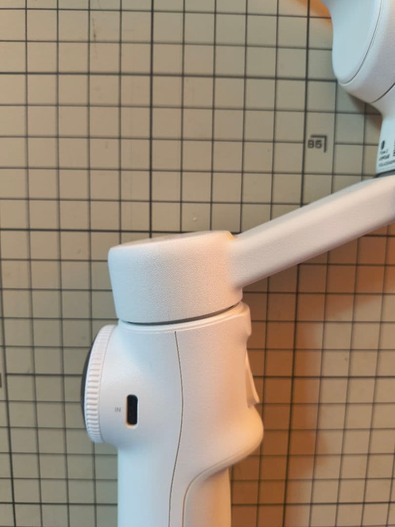 Insta360 Flow 2 Plus AIトラッカー　磁気マウントおまけ色々