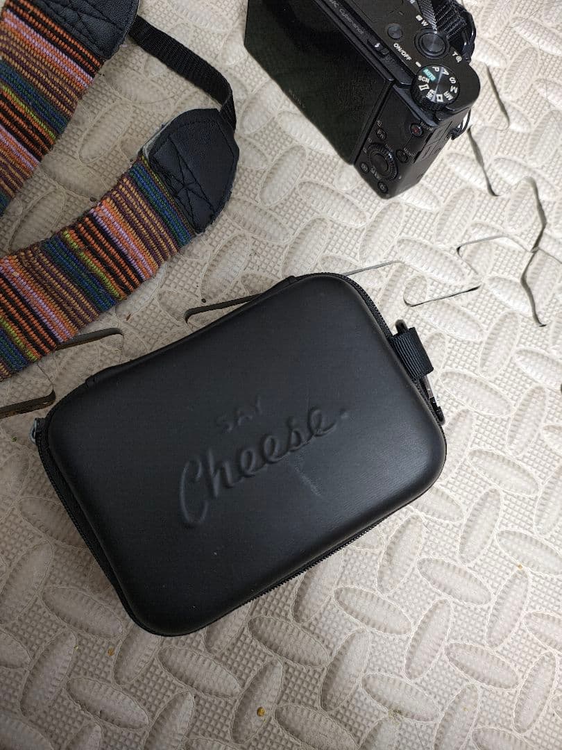 cyber-shot dsc-rx100m4　ソニー　デジカメ　デジタルカメラ