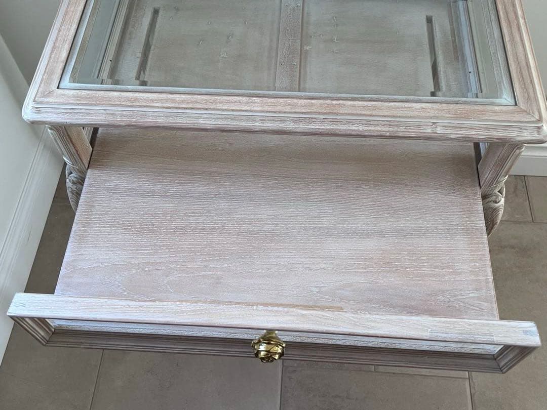 【ドレッサーにぴったり】ガラス天板引き出し付き、優雅なコンソールテーブル