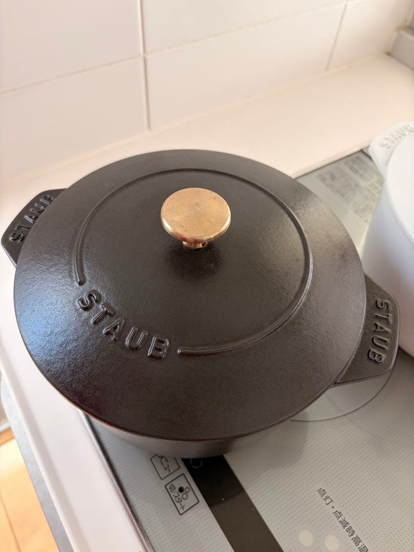 美品です⭐︎STAUB ラ・ココット de GOHAN⭐︎Lサイズ（炊飯用） 黒