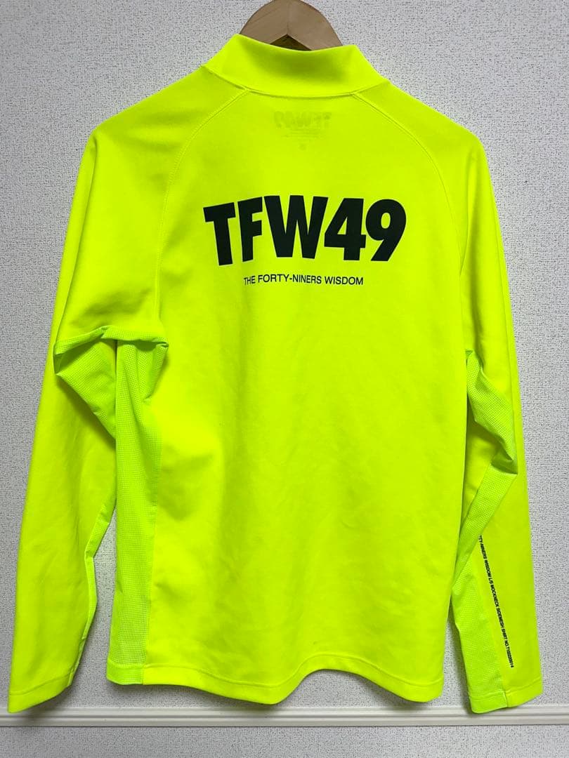 TFW49 モックネック サイドメッシュ　T102220014 XL