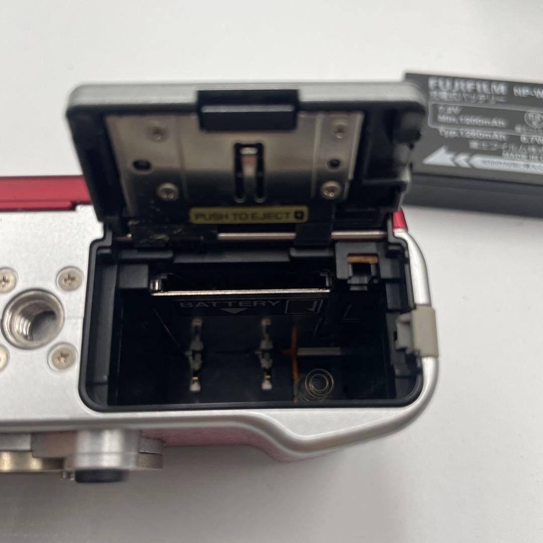 FUJIFILM X-A1 標準ズームレンズセット レッド