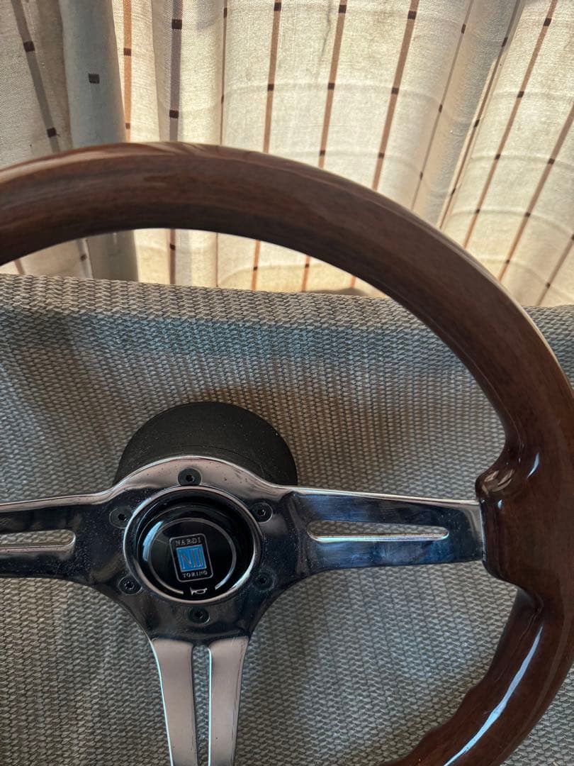 ナルディタイプ　ウッドとメタルの3スポークステアリング330mm 送料無料