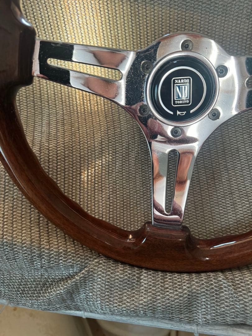 ナルディタイプ　ウッドとメタルの3スポークステアリング330mm 送料無料